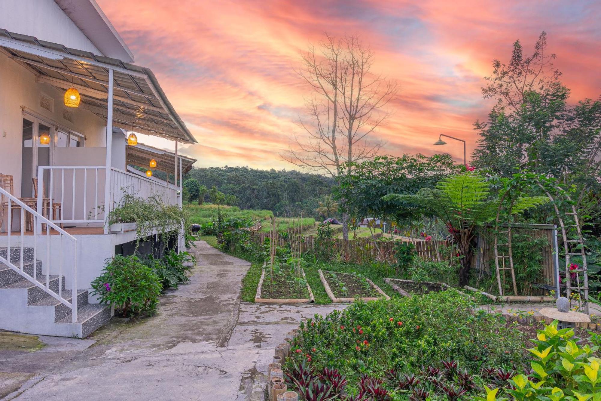 ג'טילווי Santya Loka Lodge & Twin Waterfall מראה חיצוני תמונה